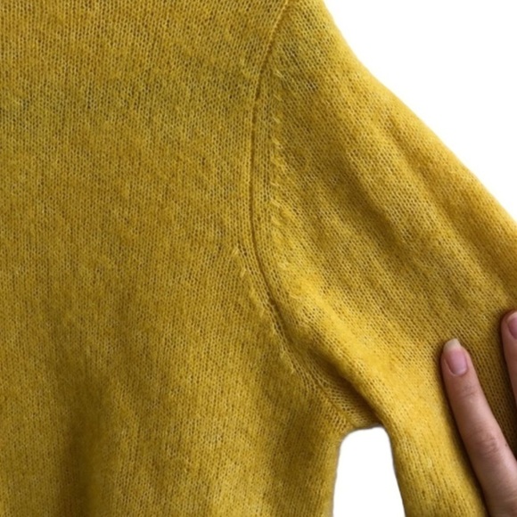 Second Female Yellow Mohair Wool Turtleneck XS - Picture 5 of 15